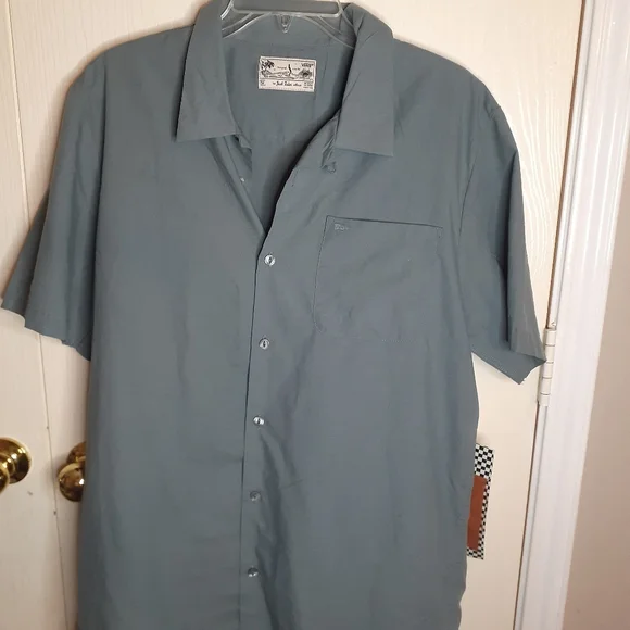 Vans | Shirts | Vans Joel Tudor Mens Short Sleeve Gray Dress Shirt | Poshmark Vans | Shirts | Vans Joel Tudor Mens Short Sleeve Gray Dress Shirt | Poshmark